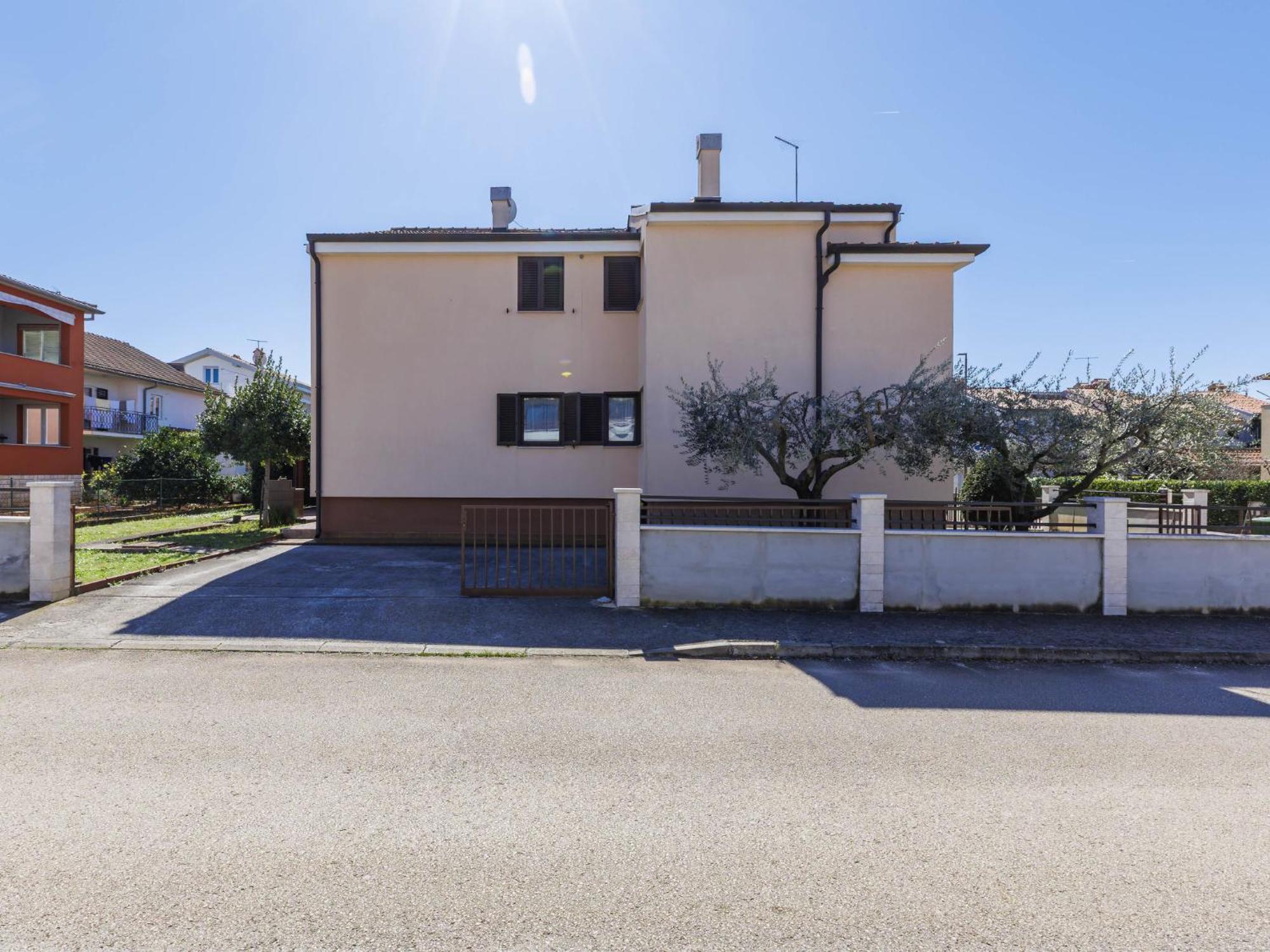 Zoki 1 By Interhome * Umag